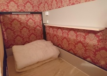 Кровать в 6-местном общем женском номере в Хостел на Кутузова