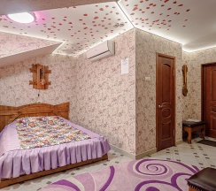 Номер стандарт с 1 двуспальной кроватью №6 в Медведь