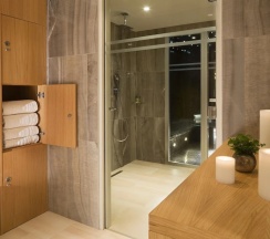 Трёхместный номер Standard в Hotel Monge