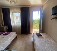 Трёхместный номер Standard с балконом и с красивым видом из окна в Амальфи