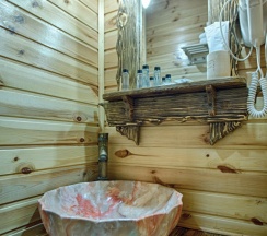 Двухместный 25 люкс с террасой с видом на море двуспальная кровать в Exclusive Hotel&Apartments