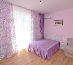 Семейный номер Comfort с балконом в Астория