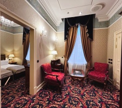 Классический номер c видом на город в Taleon Imperial Hotel
