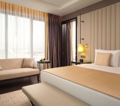 Люкс Diplomat в Double Tree by Hilton