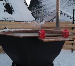 Коттедж улучшенный в Надо в горы