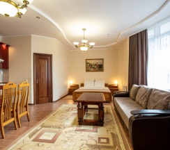 ПОЛУЛЮКС С БАЛКОНОМ в У моря