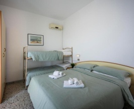 Трёхместный номер Standard в Hotel Mamy