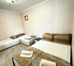 Четырёхместный номер Classic с балконом в Ольга