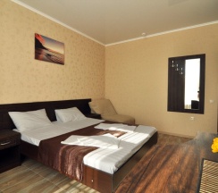 Двухместный номер Standard с балконом двуспальная кровать в Валекс