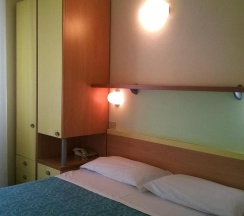 Двухместный номер Standard двуспальная кровать в Hotel Capri