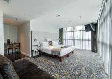 Трёхместный полулюкс в S31 Sukhumvit Hotel