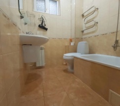 Трёхместный семейный номер Standard в Катерина