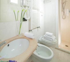 Двухместный номер Standard 2 отдельные кровати в Hotel Levante