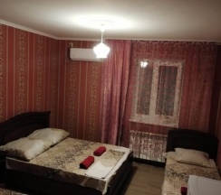 Четырёхместный номер Deluxe с красивым видом из окна в Анапа Сити