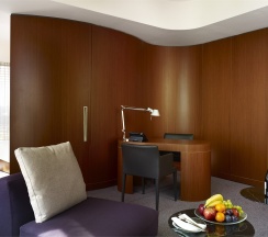 Номер люкс с 1 двуспальной кроватью в Hyatt Regency Ekaterinburg