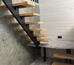 Двухуровневый номер в Леки