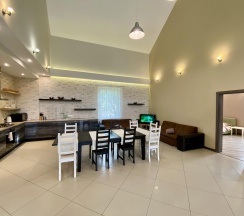 Коттедж улучшенный в Concordia