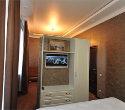 Номер «Полулюкс» в Rest house