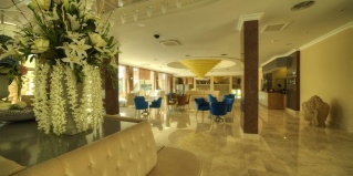 Кирения: Отель Jasmine Court Hotel