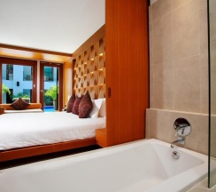 Двухместный Pool Access номер Deluxe двуспальная кровать в La Flora Resort Patong