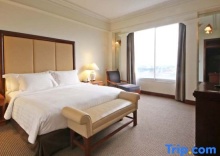 Люкс Presidential в The Imperial Hotel & Convention Centre Korat