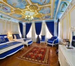 Трёхместный люкс Mansion в Отель Seven Hills Palace