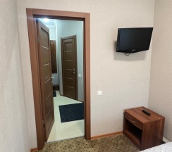 Стандарт улучшенный 2х комнатный (двуспальная кровать 140*200, холодильник) - 1 этаж в Grunhof