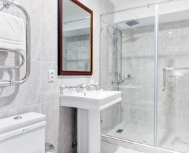 Трёхместный номер в Shymkent Grand Hotel