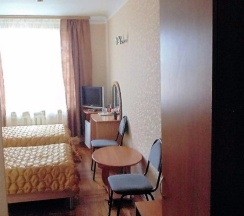 Номер эконом с 2 односпальными кроватями в Никопол