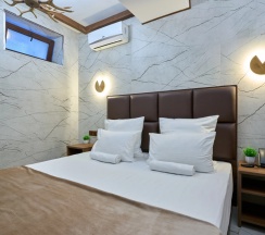 Двухместный номер Эконом-класса без окна Цокольный этаж двуспальная кровать в Астра де Роза