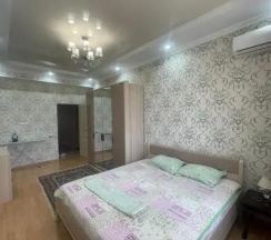 Апартаменты c 1 комнатой в Greenhouse