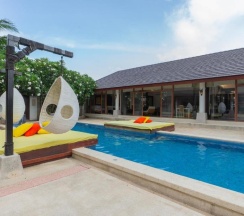 Вилла с 3 комнатами с видом на бассейн в Dhevan Dara Resort & Spa