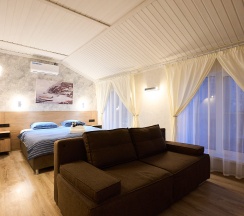 Двухместный номер с большой кроватью или двумя односпальными кроватями КОМФОРТ ПЛЮС в Морской