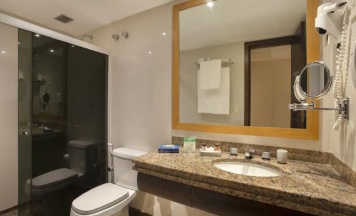 Двухместный номер Superior с балконом двуспальная кровать в Windsor Palace Copacabana