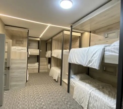 Кровать в общем номере в Happy Moments Hostel
