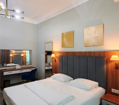 3 этаж I Двухкомнатный номер с двуспальными кроватями в Марис