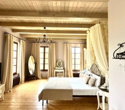 «Лилия» -4-х местный VIP номер в Chateau Andre