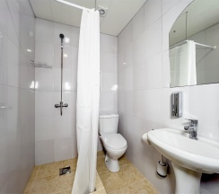 Комфорт с балконом в Каскад by Viva Hotels Group