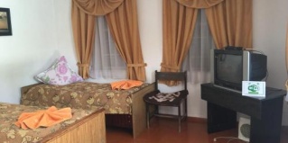 Каракол: Отель Turkestan Yurt Camp