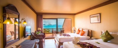 Семейный номер Deluxe с видом на море в Samui Bayview Resort & Spa