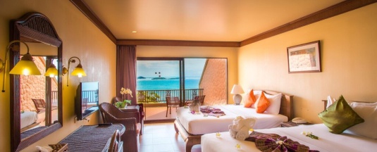 Семейный номер Deluxe с видом на море в Samui Bayview Resort & Spa