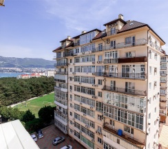 Евродвушка 65 кв.м. район Толстый мыс, на берегу открытого моря ,ул. Южная д. 35 в Милка