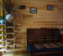 Двухместный номер Standard с видом на сад двуспальная кровать в Saigonese Trekking House - Hostel