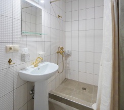 Номер люкс комфорт с 1 двуспальной кроватью в Даховская долина