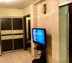 Апартаменты с 2 комнатами с балконом в Апартаменты двухкомнатные RELAX APART – Московская 16