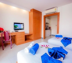 Семейный люкс в Kata Blue Sea Resort