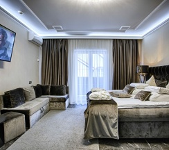 HOTEL 22 в Exclusive Hotel&Apartments