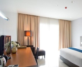 Двухместный номер Deluxe с частичным видом на море 2 отдельные кровати в Welcome World Beachfront Resort