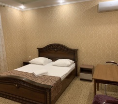 Стандар в Аристократъ