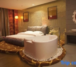 Номер Business в Yiyue Express Hotel